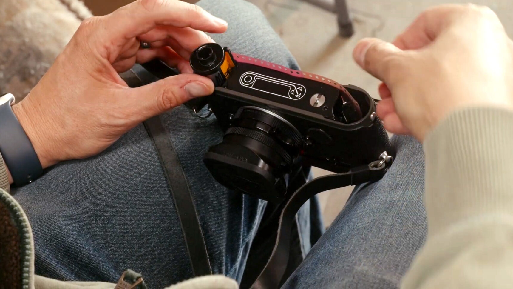 Leica M Film Load Leader